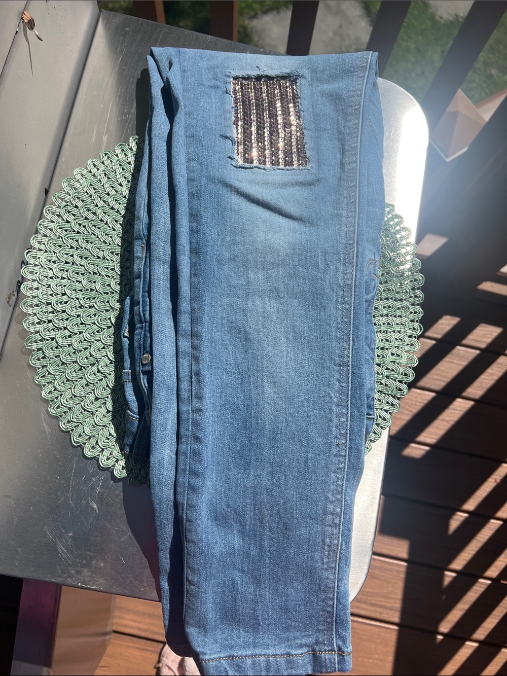 Worn 1x Women’s Skinny Blue Distressed Denim Jeans with Sequined Patch’s. VENUS